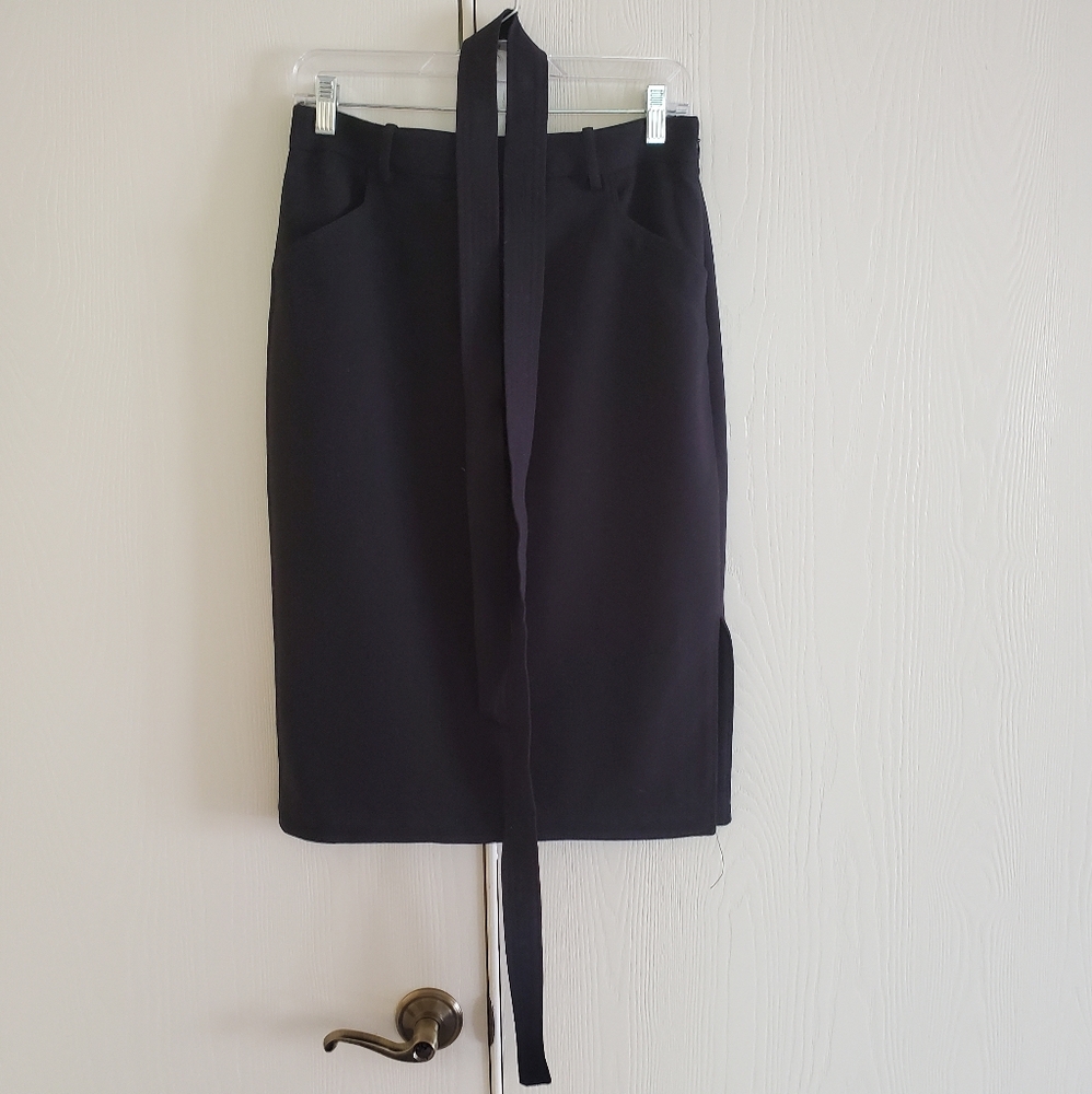 Banana Republic size 4 pencil skirt